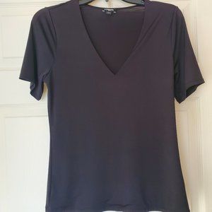 Express black v-neck tee, size M